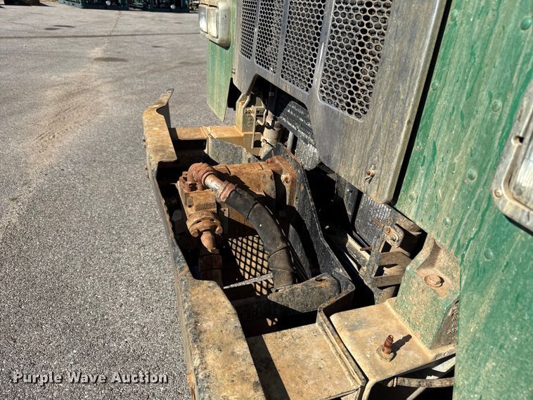 image for item EU5322 2016 Peterbilt 320 refuse truck