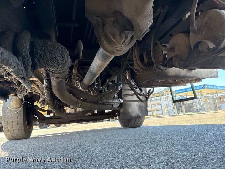 image for item EU5322 2016 Peterbilt 320 refuse truck