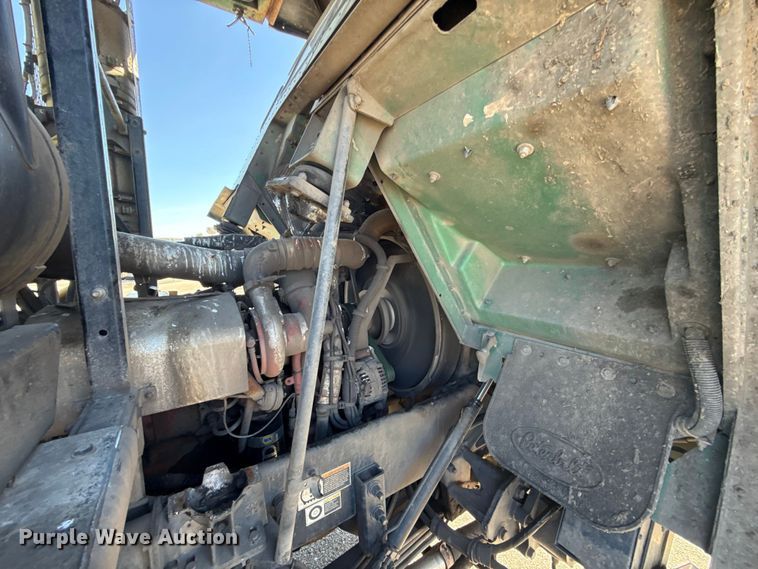 image for item EU5322 2016 Peterbilt 320 refuse truck