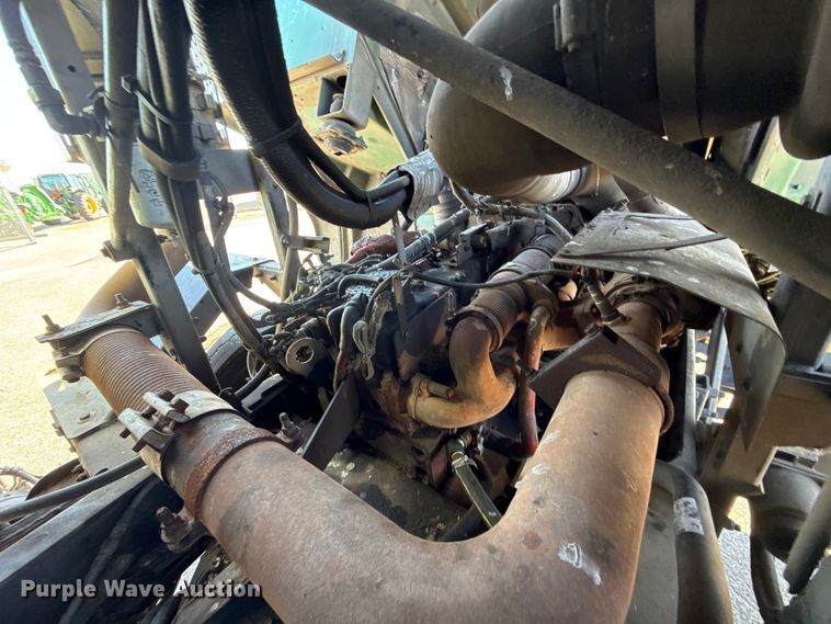 image for item EU5322 2016 Peterbilt 320 refuse truck