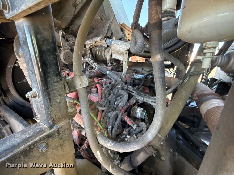 image for item EU5322 2016 Peterbilt 320 refuse truck