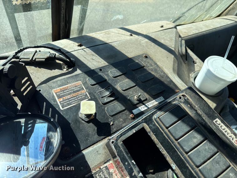 image for item EU5324 2015 Peterbilt 320 refuse truck