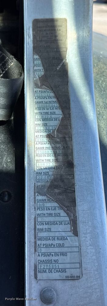 image for item EU5324 2015 Peterbilt 320 refuse truck