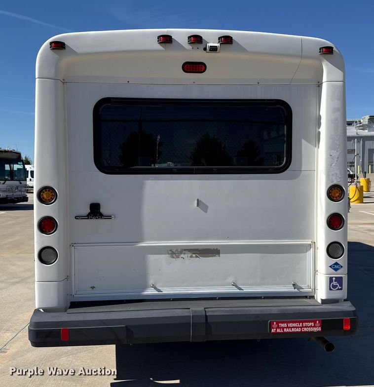 image for item EU5325 2013 Ford E450 Super Duty shuttle bus