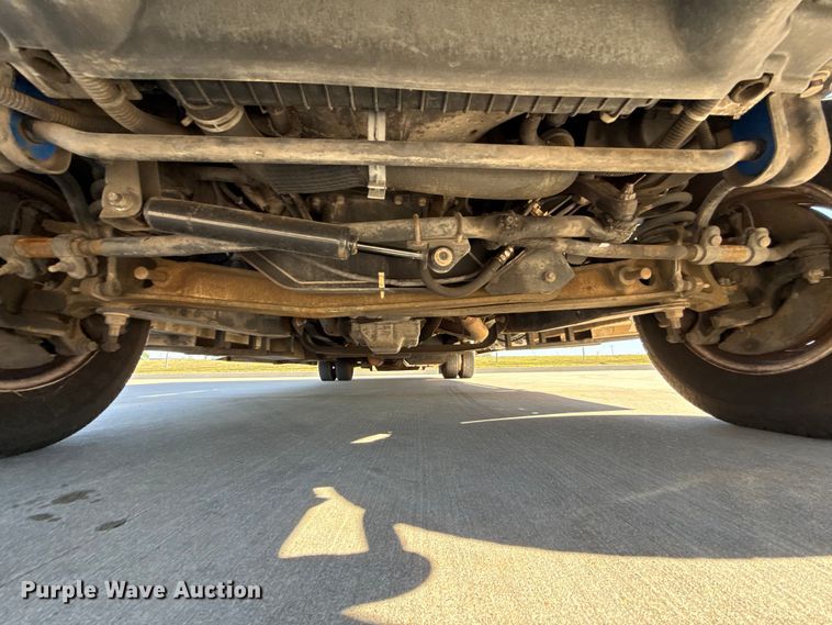 image for item EU5325 2013 Ford E450 Super Duty shuttle bus