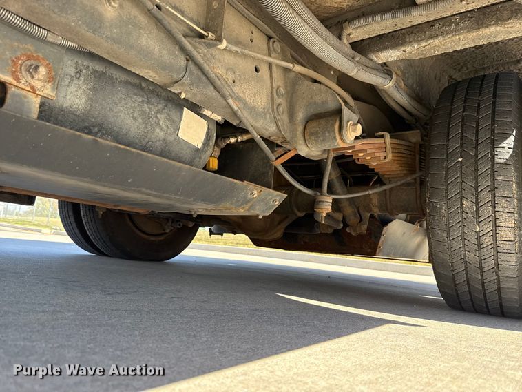 image for item EU5325 2013 Ford E450 Super Duty shuttle bus