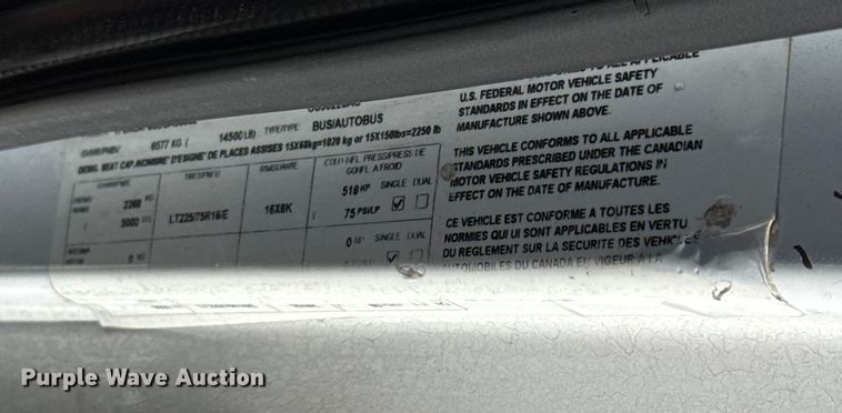 image for item EU5325 2013 Ford E450 Super Duty shuttle bus