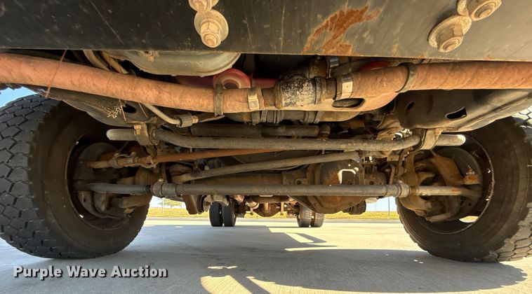 image for item EU5326 2009 Ford F450 flatbed truck