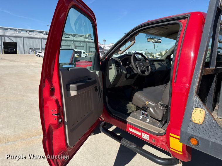 image for item EU5326 2009 Ford F450 flatbed truck