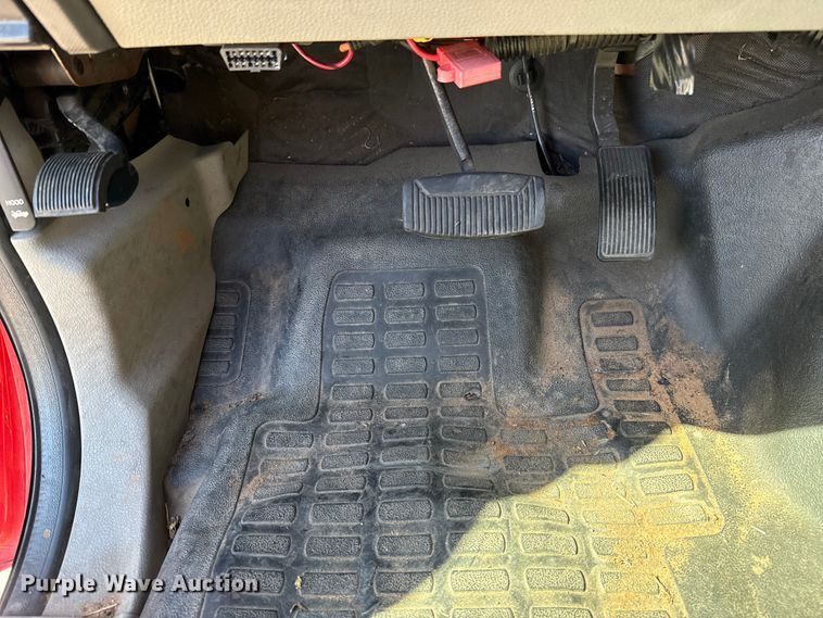 image for item EU5326 2009 Ford F450 flatbed truck