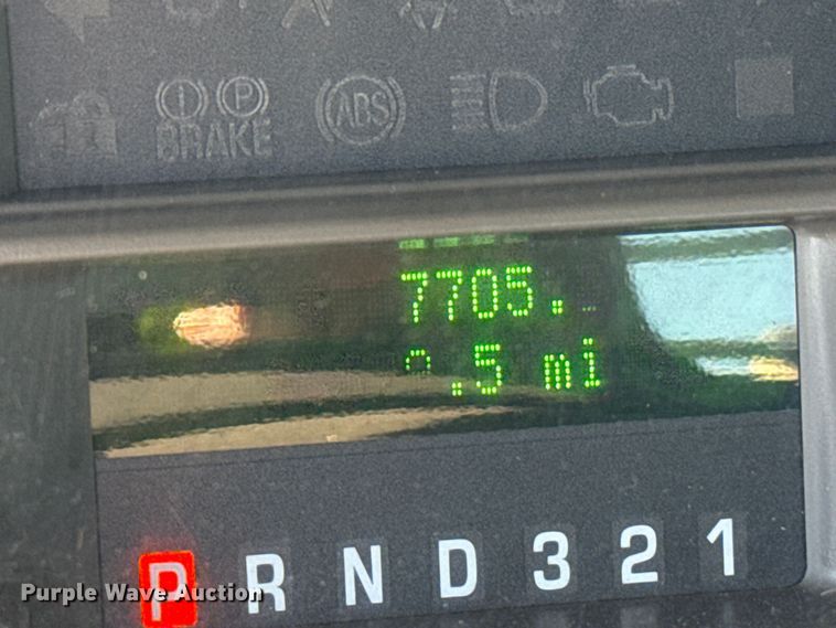 image for item EU5326 2009 Ford F450 flatbed truck