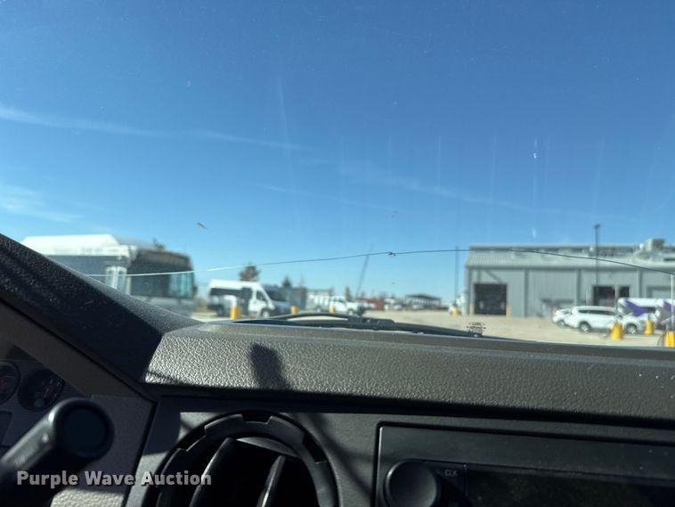 image for item EU5326 2009 Ford F450 flatbed truck