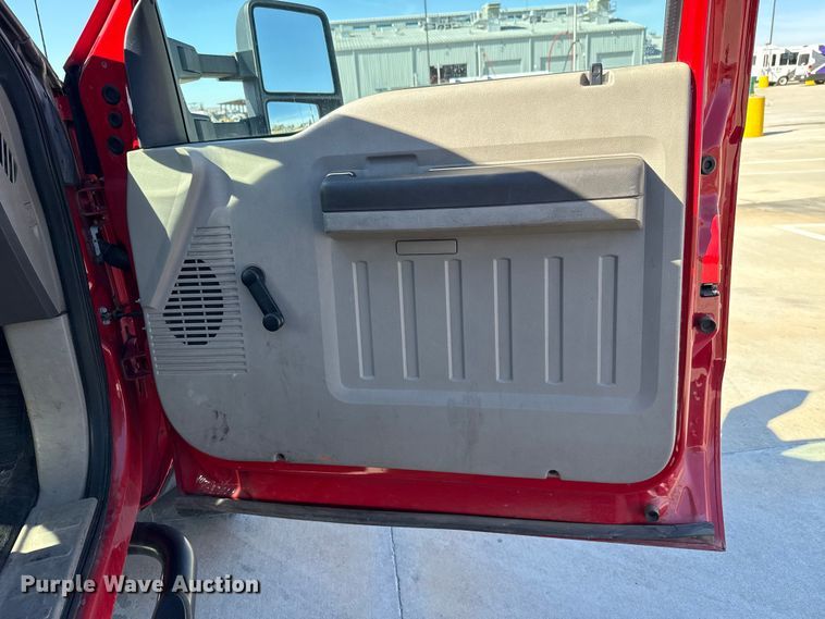 image for item EU5326 2009 Ford F450 flatbed truck