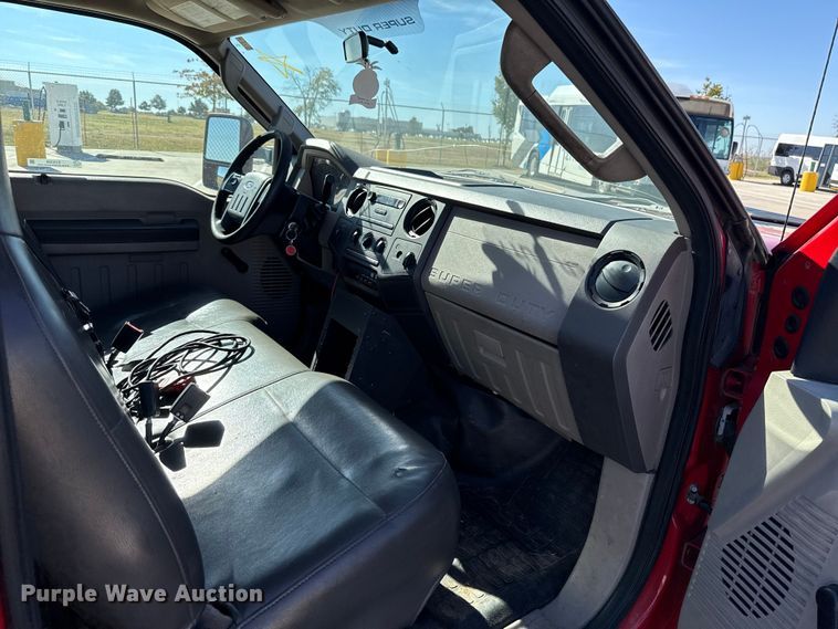 image for item EU5326 2009 Ford F450 flatbed truck