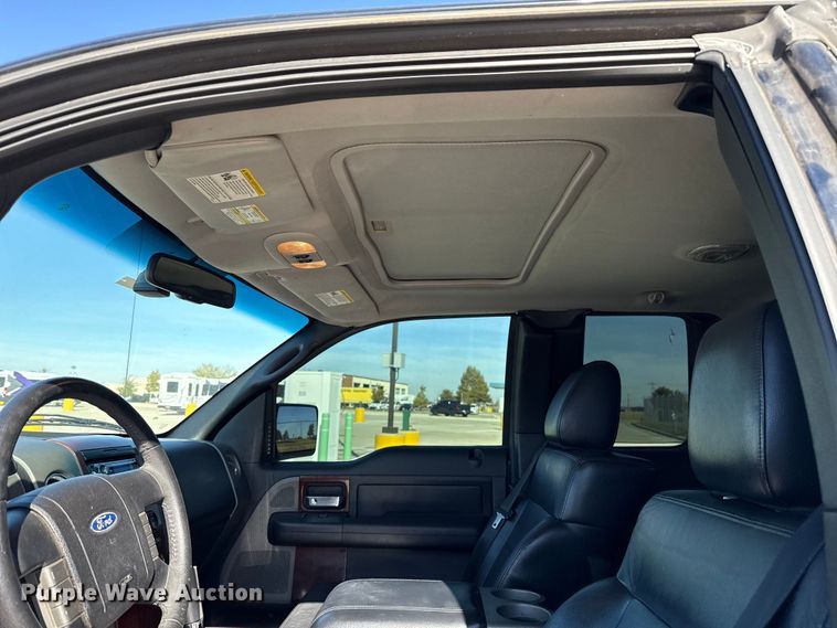 image for item EU5328 2006 Ford F150 SuperCab pickup truck