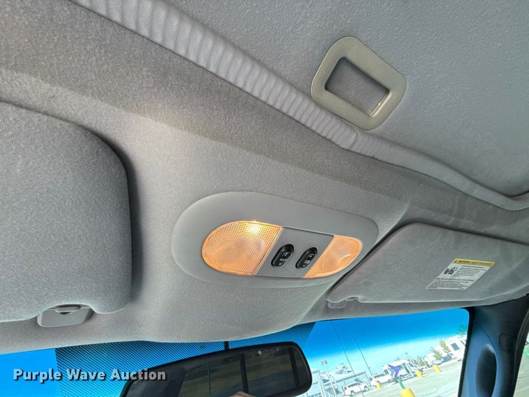 image for item EU5328 2006 Ford F150 SuperCab pickup truck