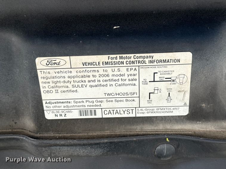 image for item EU5328 2006 Ford F150 SuperCab pickup truck