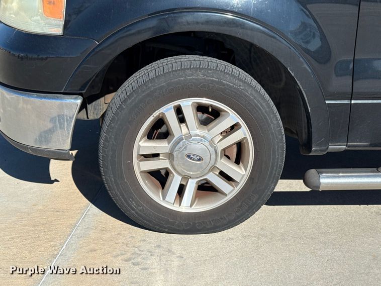 image for item EU5328 2006 Ford F150 SuperCab pickup truck