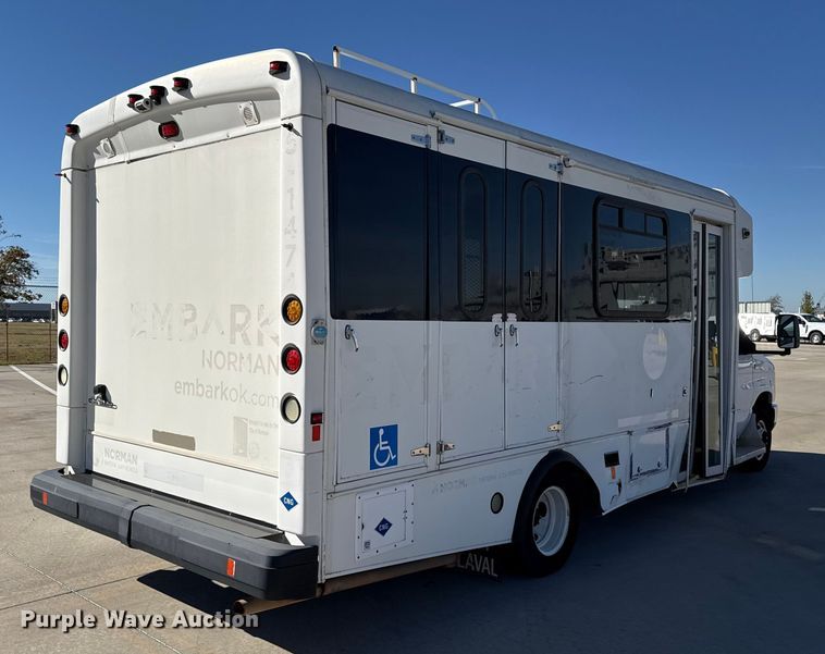 image for item EU5329 2014 Ford E450 Super Duty shuttle bus