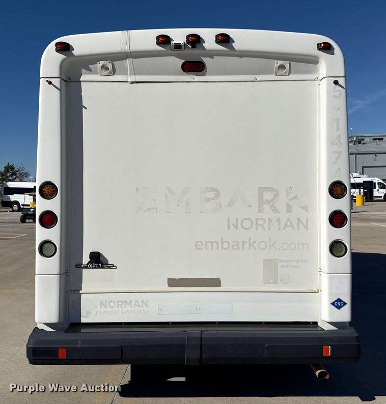 image for item EU5329 2014 Ford E450 Super Duty shuttle bus
