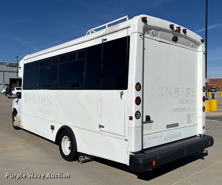 image for item EU5329 2014 Ford E450 Super Duty shuttle bus