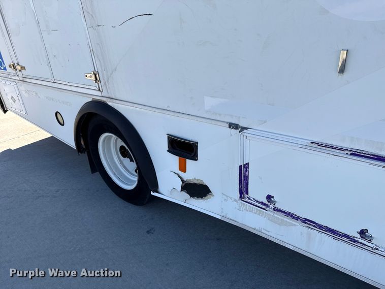 image for item EU5329 2014 Ford E450 Super Duty shuttle bus