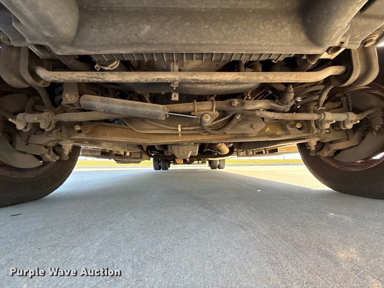 image for item EU5329 2014 Ford E450 Super Duty shuttle bus