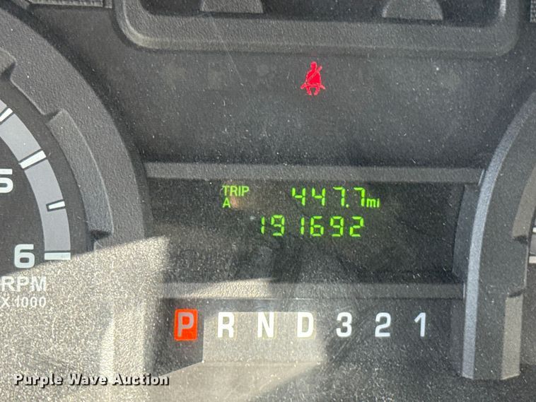 image for item EU5329 2014 Ford E450 Super Duty shuttle bus