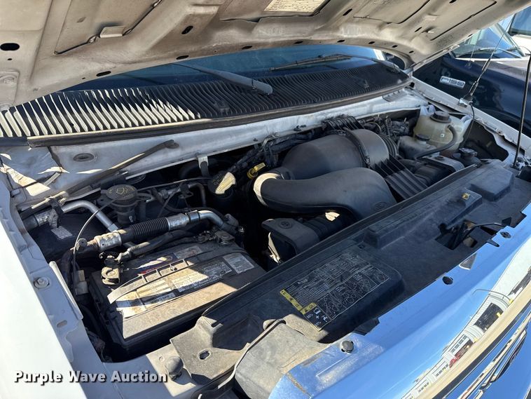 image for item EU5329 2014 Ford E450 Super Duty shuttle bus