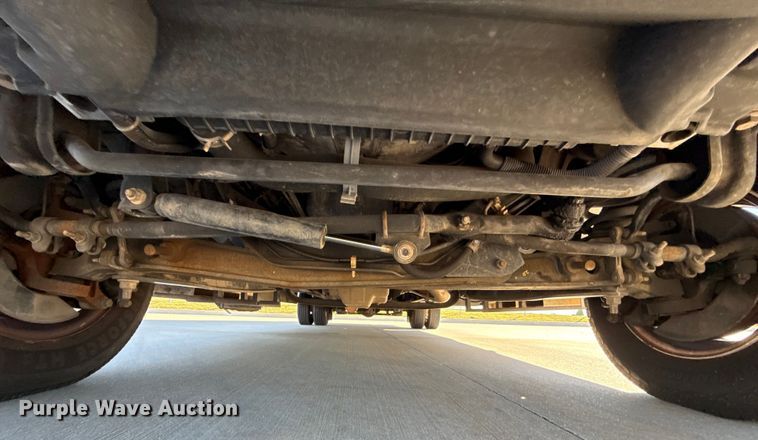 image for item EU5331 2014 Ford E450 Super Duty shuttle bus