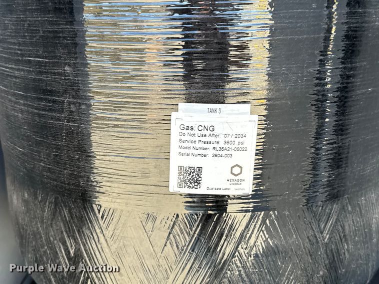 image for item EU5331 2014 Ford E450 Super Duty shuttle bus