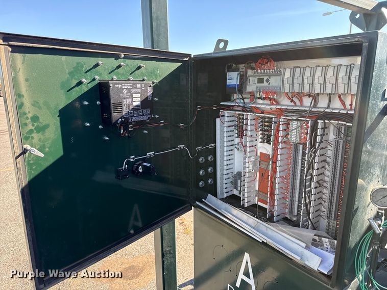 image for item EU5332 2010 Arrow VCR-2 CNG compressor