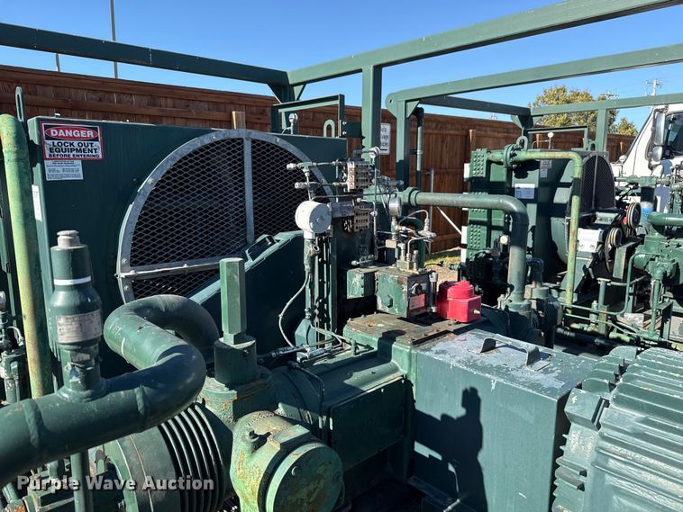 image for item EU5332 2010 Arrow VCR-2 CNG compressor