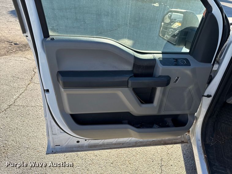 image for item EU5333 2019 Ford F150 pickup truck