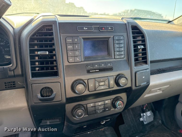 image for item EU5333 2019 Ford F150 pickup truck