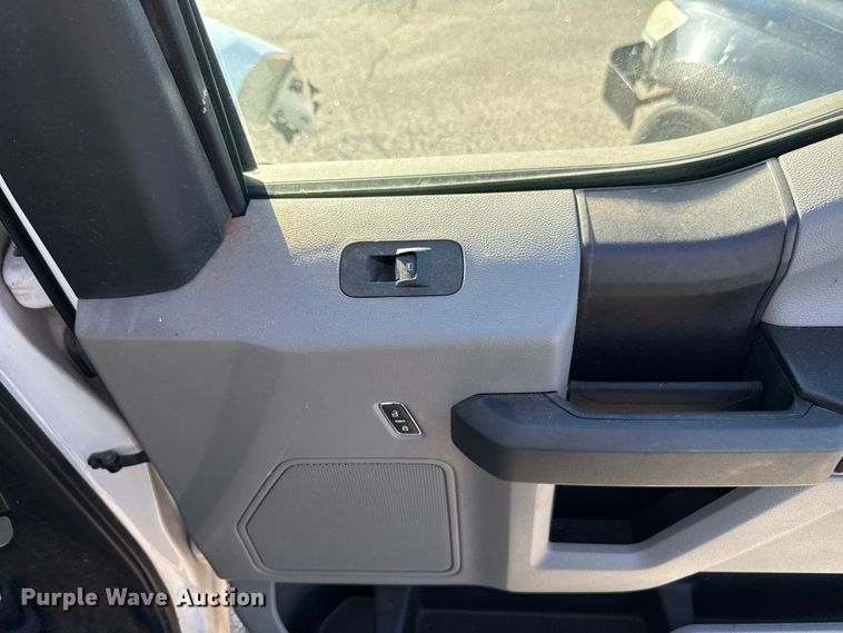 image for item EU5333 2019 Ford F150 pickup truck