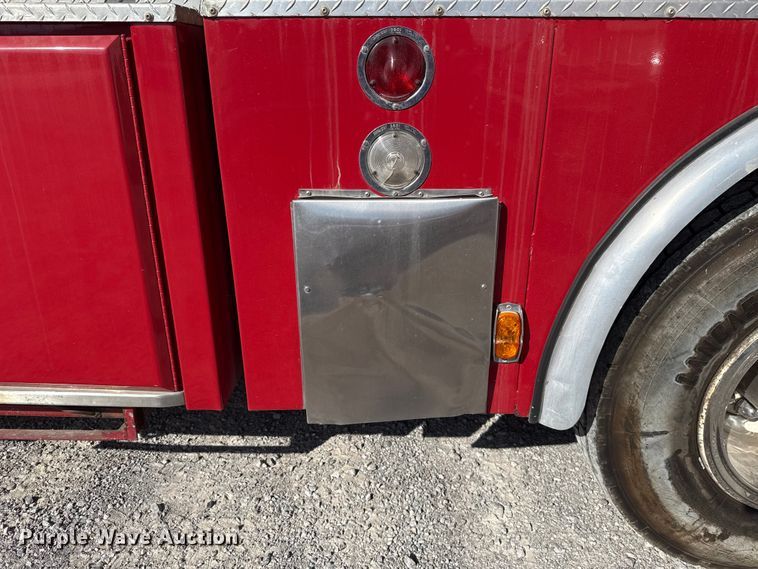 image for item EU5343 1977 Gruman ladder fire truck