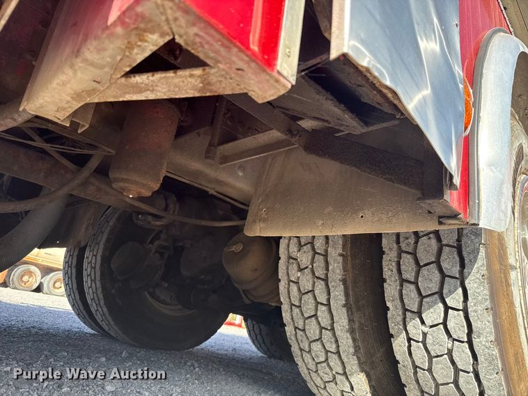 image for item EU5343 1977 Gruman ladder fire truck