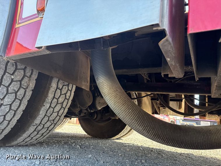 image for item EU5343 1977 Gruman ladder fire truck