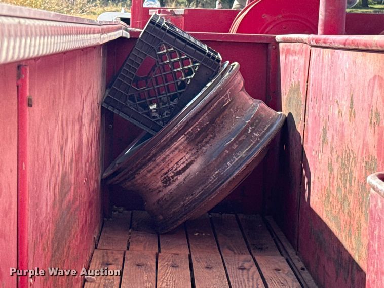 image for item EU5343 1977 Gruman ladder fire truck