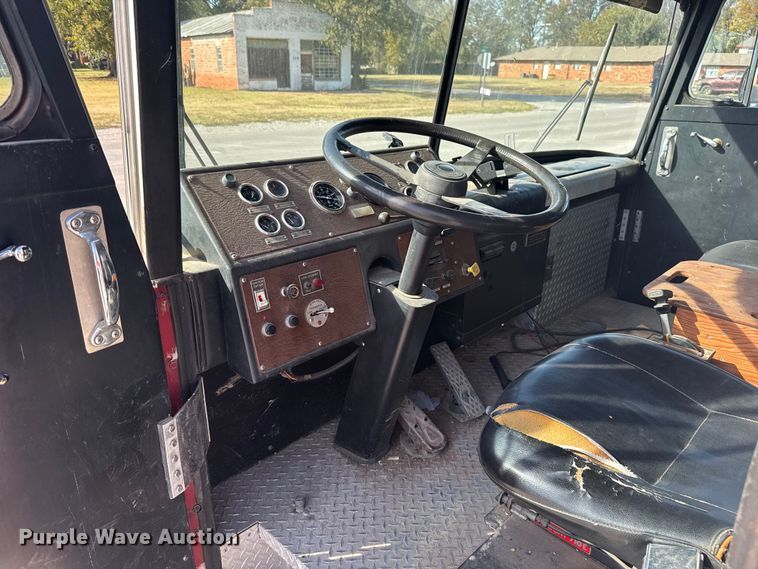 image for item EU5343 1977 Gruman ladder fire truck