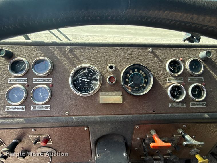 image for item EU5343 1977 Gruman ladder fire truck