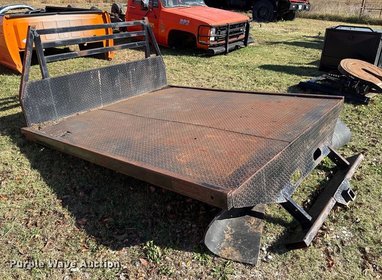 image for item EU5351 Pickup flatbed