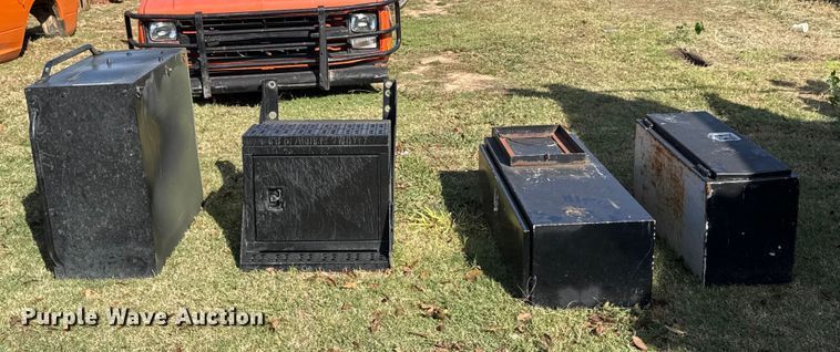 image for item EU5355 (4) toolboxes