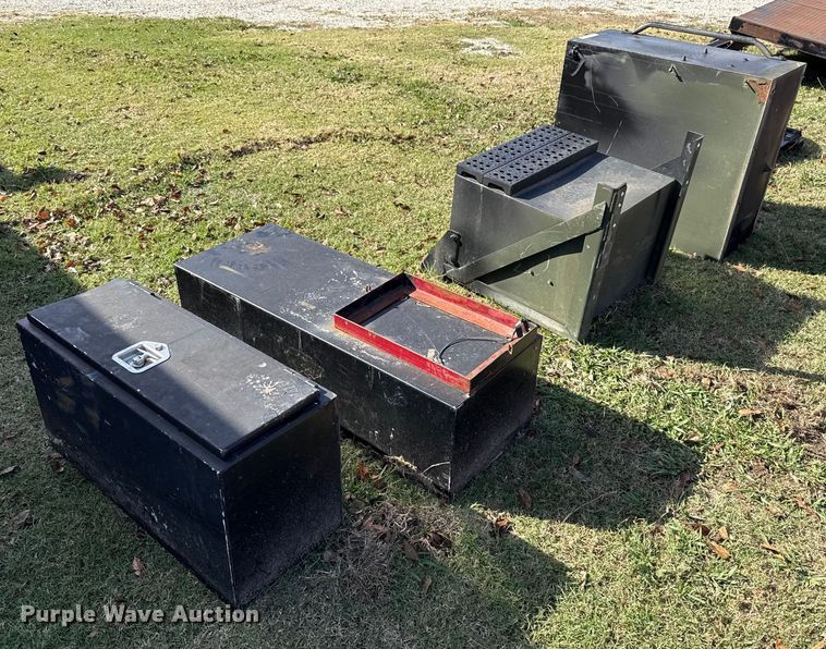 image for item EU5355 (4) toolboxes