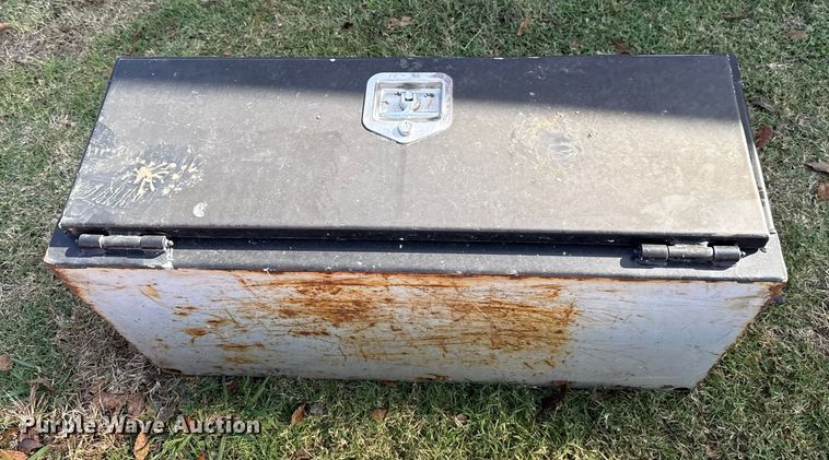 image for item EU5355 (4) toolboxes