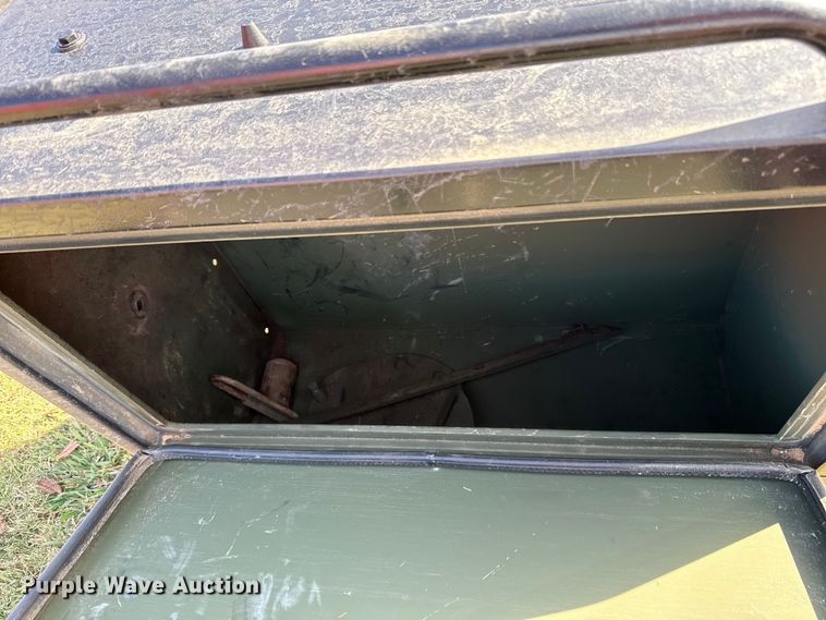 image for item EU5355 (4) toolboxes