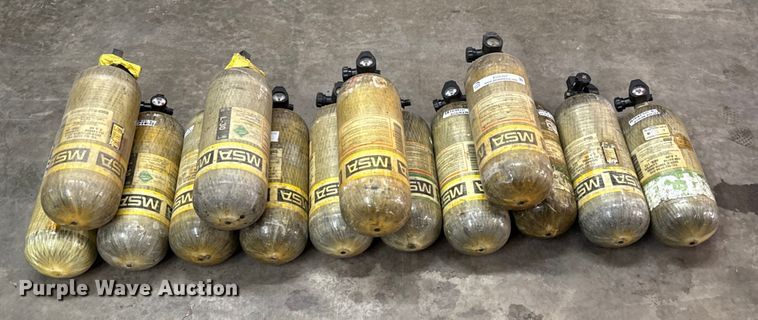 image for item EU5357 (14) MSA oxygen tanks