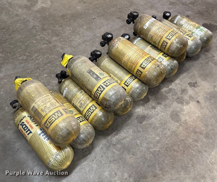 image for item EU5357 (14) MSA oxygen tanks