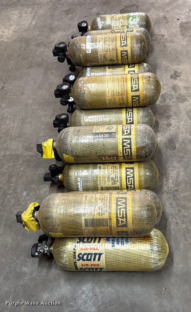 image for item EU5357 (14) MSA oxygen tanks